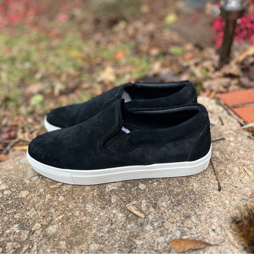 🆕. J slides Men’s slip on black faux suede shoes.  NWOT